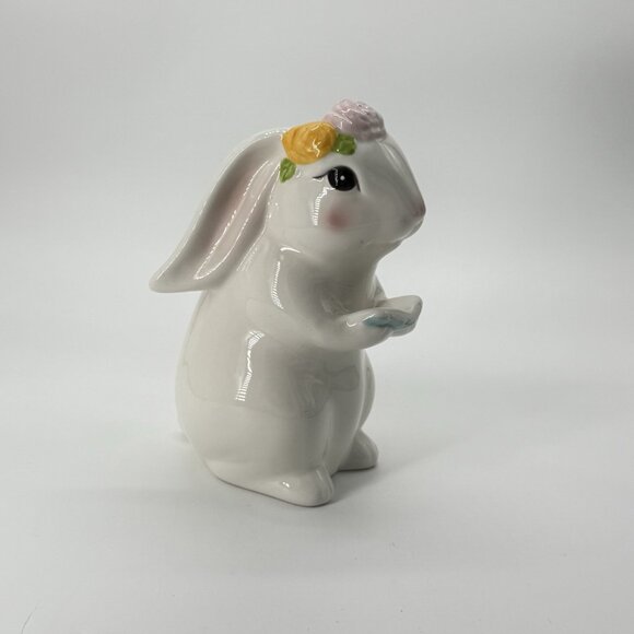 VTG White Easter Ceramic Bunny Rabbit With Roses And A Book - Picture 3 of 10